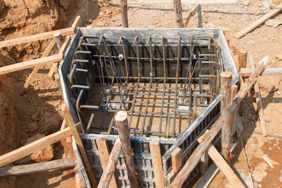 Making formwork for cement concrete